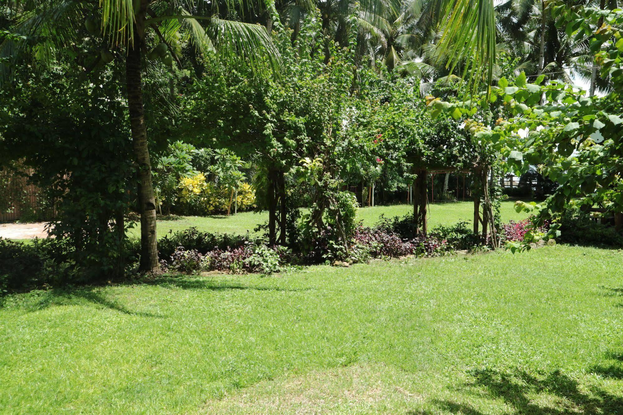 Hotel Jannah Glycel Beach House Guimaras Zewnętrze zdjęcie